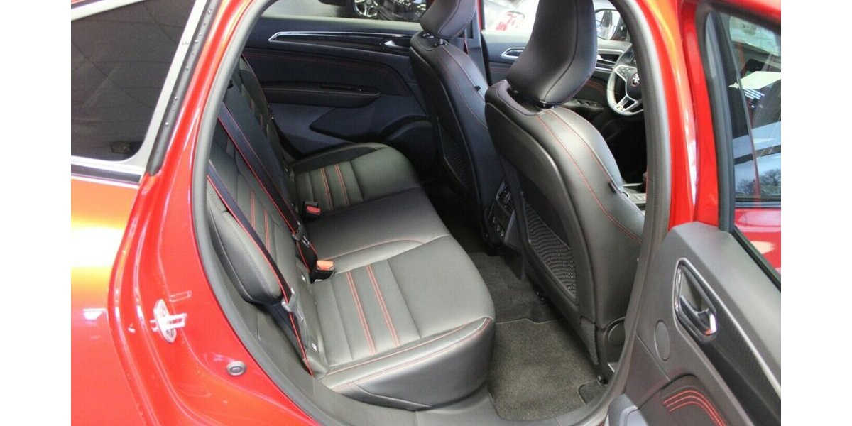 Renault Arkana TCe RS Line 160 EDC 18.470 km 23.980 &euro; Euskirchen 53881