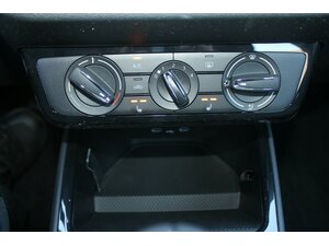 Skoda Fabia TSi 115 Alu PDC LED Kamera SOFORT 9 km 20.495 &euro; Bonn 53225