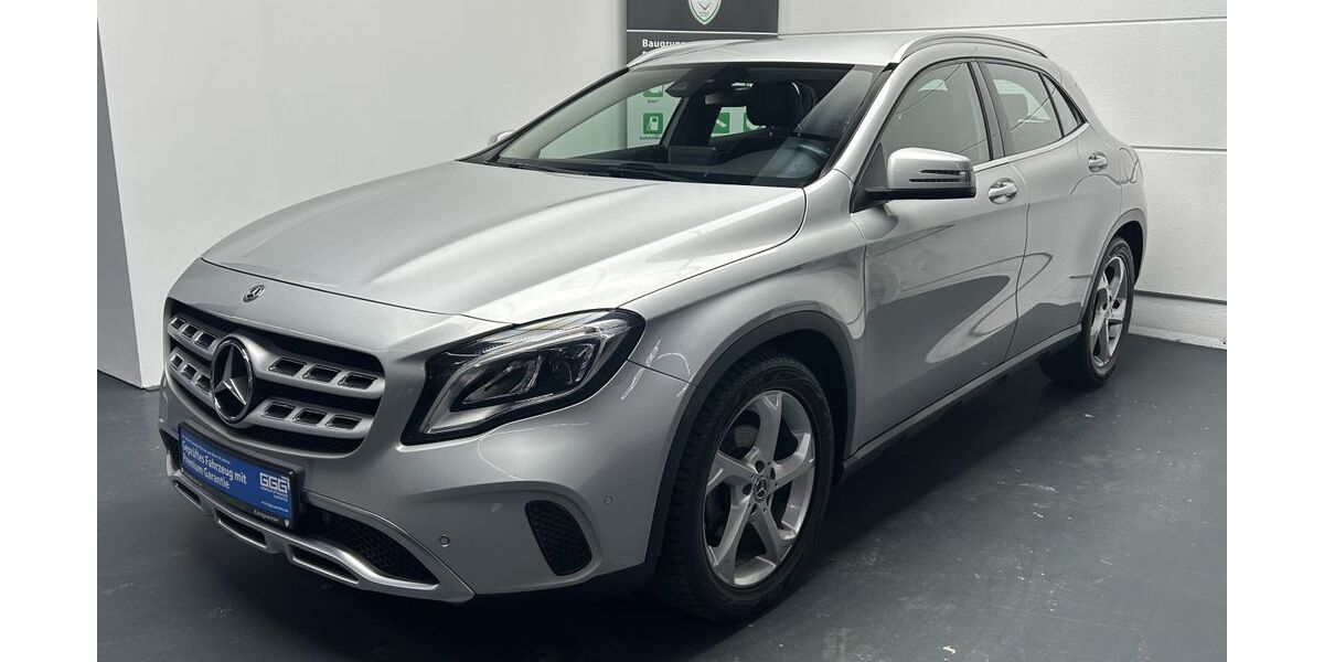 Mercedes-Benz GLA 200 99.879 km 18.900 &euro; Königswinter 53639