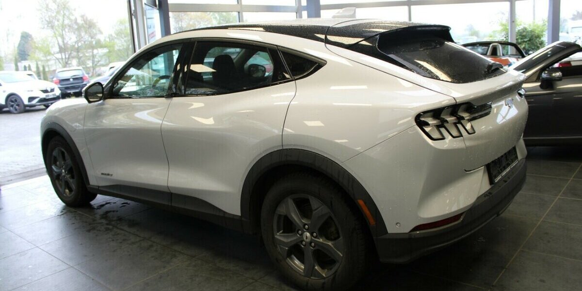 Ford Mustang Mach-E 55.700 km 24.980 &euro; Euskirchen 53881