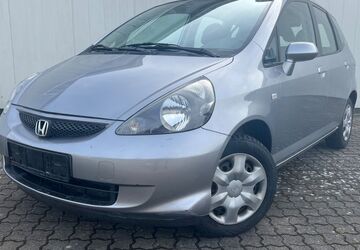 Honda Jazz 86.000 km 3.650 &euro; Bonn 53227