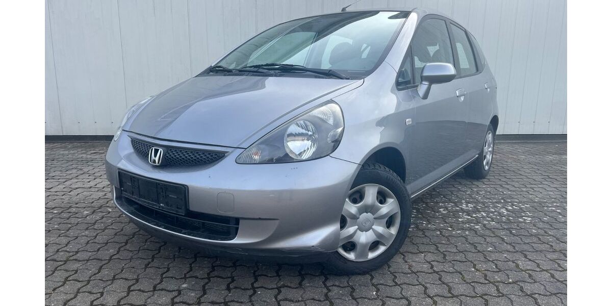Honda Jazz 86.000 km 3.650 &euro; Bonn 53227