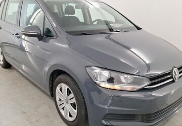 VW Touran 154.000 km 15.900 &euro; Bonn 53227