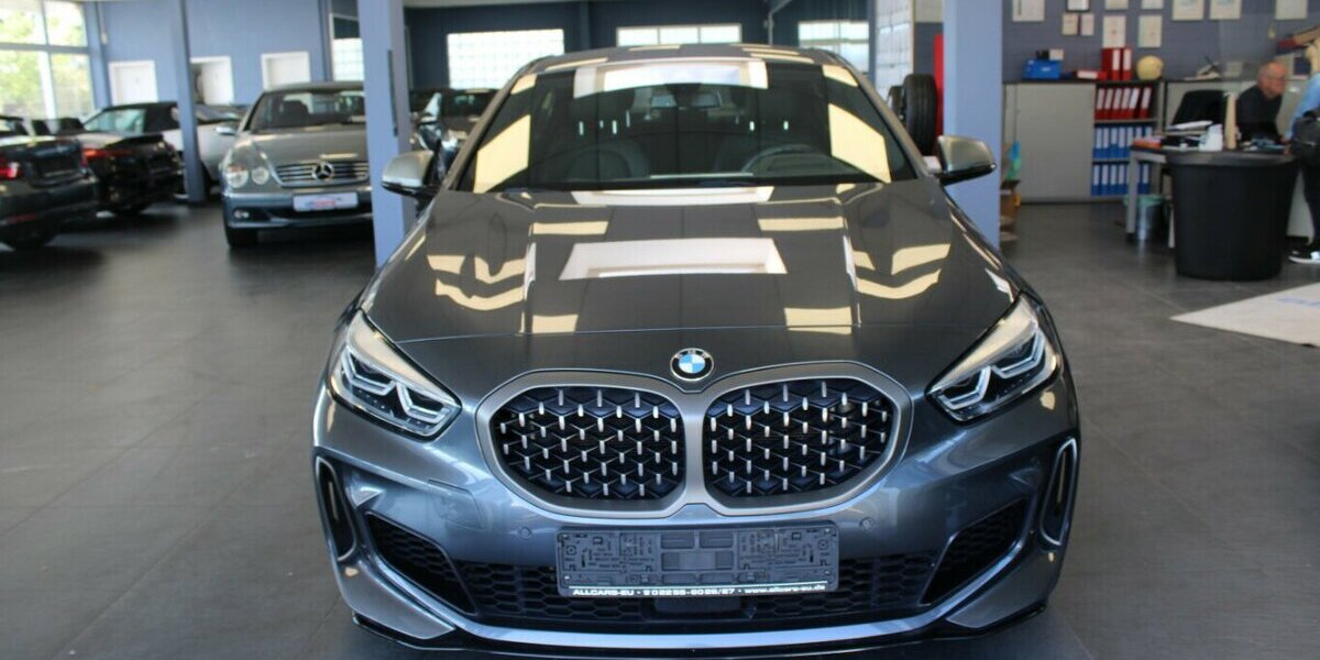BMW M135 M135i xDrive - Leder - Navi - LED - 77.220 km 27.980 &euro; Euskirchen 53881