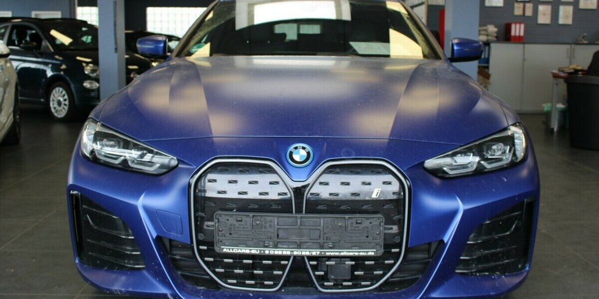 BMW i4 eDrive40 Gran Coupe - M Sport - 66.550 km 37.980 &euro; Euskirchen 53881