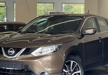 Nissan Qashqai 107.000 km 8.999 &euro; Alfter bei Bonn 53347