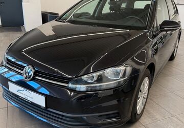 VW Golf 163.621 km 8.990 &euro; Bonn 53175