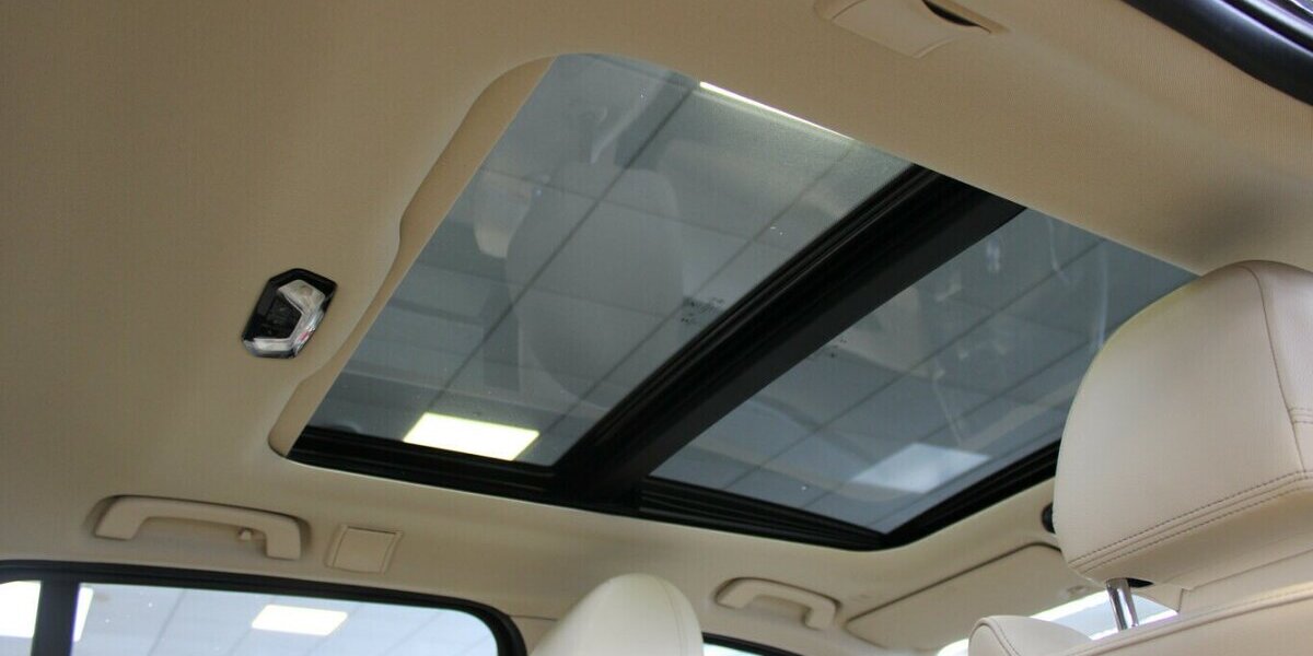 BMW 330 330i xDrive Touring Aut. Advantage 68.255 km 26.980 &euro; Euskirchen 53881