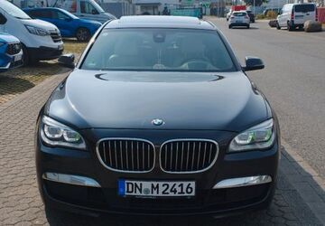 BMW 740 160.000 km 23.000 &euro; Düren 52353