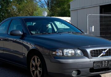 Volvo S60 274.195 km 1.990 &euro; Mechernich 53894