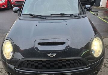 Mini John Cooper Works Cabrio 170.000 km 8.500 &euro; Euskirchen 53879