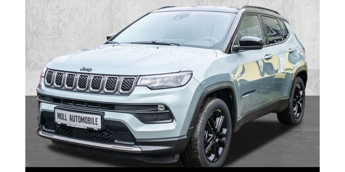 Jeep Compass 28.116 km 23.875 &euro; Düren 52351