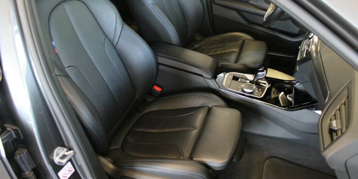 BMW M135 M135i xDrive - Leder - Navi - LED - 77.220 km 27.980 &euro; Euskirchen 53881