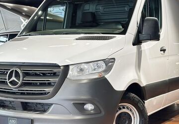 Mercedes-Benz Sprinter 239.449 km 15.400 &euro; Bonn 53177