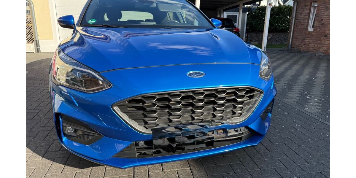 Ford Focus 50.200 km 17.500 &euro; Euskirchen 53881