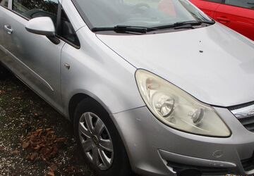 Opel Corsa 128.000 km 900 &euro; Bonn 53127