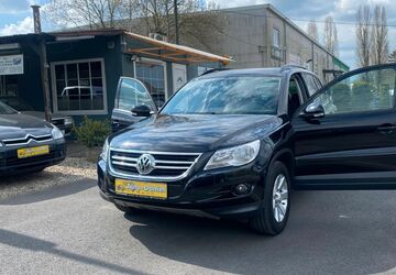 VW Tiguan 208.000 km 5.400 &euro; Bonn 53227