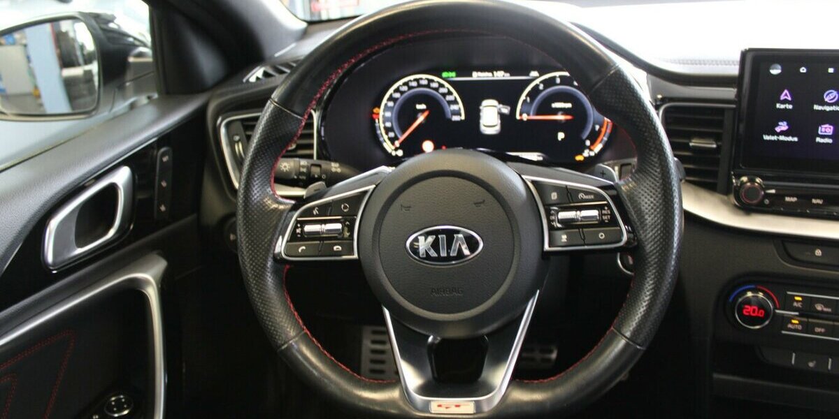 Kia ceed 1.6 GT-Line - Panorama - 105.831 km 19.980 &euro; Euskirchen 53881