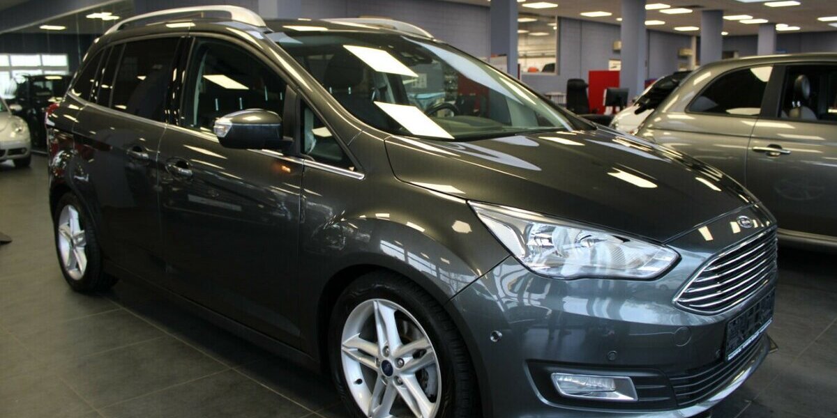 Ford Grand C-Max 1.0 EcoBoost Titanium - 7-Sitzer - 61.290 km 11.980 &euro; Euskirchen 53881