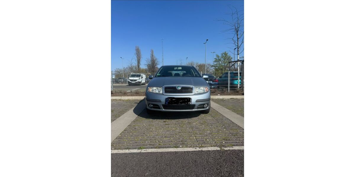 Skoda Fabia 148.984 km 2.300 &euro; Bonn 53117