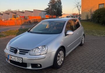 VW Golf 298.000 km 2.100 &euro; Brühl 50321