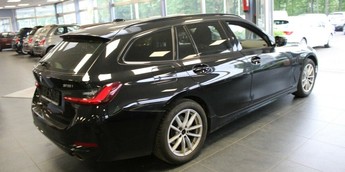BMW 318 318i Touring Aut. 74.038 km 23.980 &euro; Euskirchen 53881
