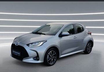 Toyota Yaris 17.180 km 21.490 &euro; Bonn 53119
