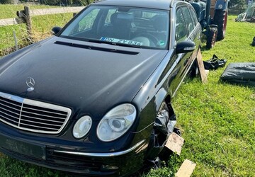 Mercedes-Benz E 220 300.000 km 2.100 &euro; Nideggen 52385