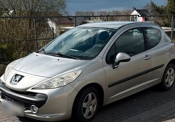 Peugeot 207 85.000 km 2.100 &euro; Kerpen 50169