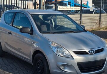 Hyundai i20 222.000 km 999 &euro; Düren 52353