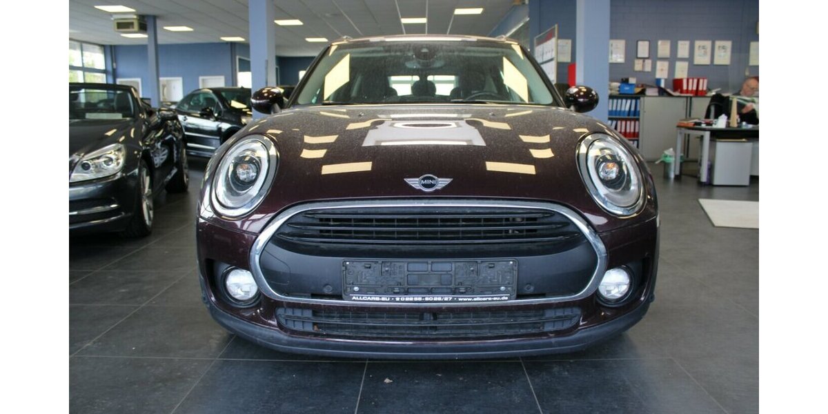 Mini One Clubman Chili - LED - Navi - SHZ - Kamera - 64.870 km 14.980 &euro; Euskirchen 53881