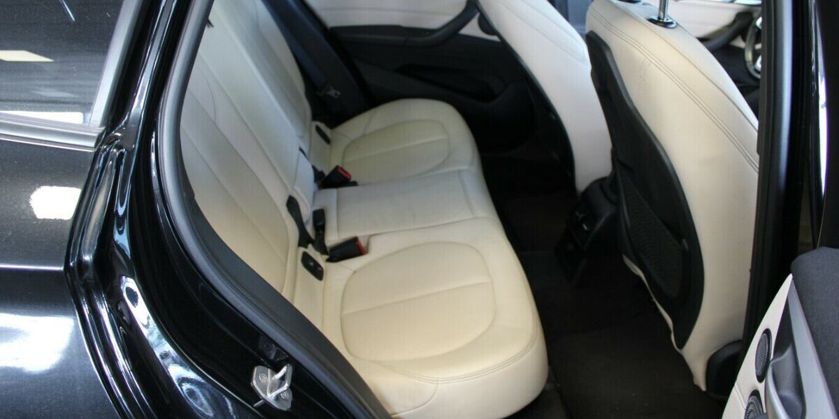 BMW X1 xDrive20i Aut. xLine - Panorama -Head-Up - 118.444 km 16.980 &euro; Euskirchen 53881