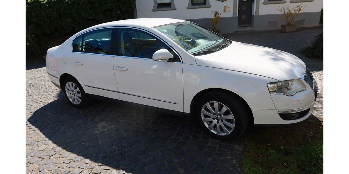 VW Passat 132.745 km 5.690 &euro; Bonn 53175