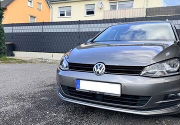 VW Golf 146.200 km 10.499 &euro; Niederkassel 53859