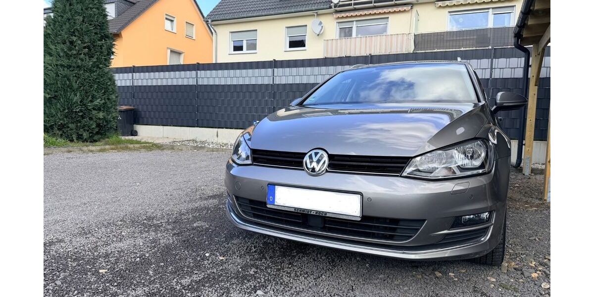 VW Golf 146.200 km 10.499 &euro; Niederkassel 53859