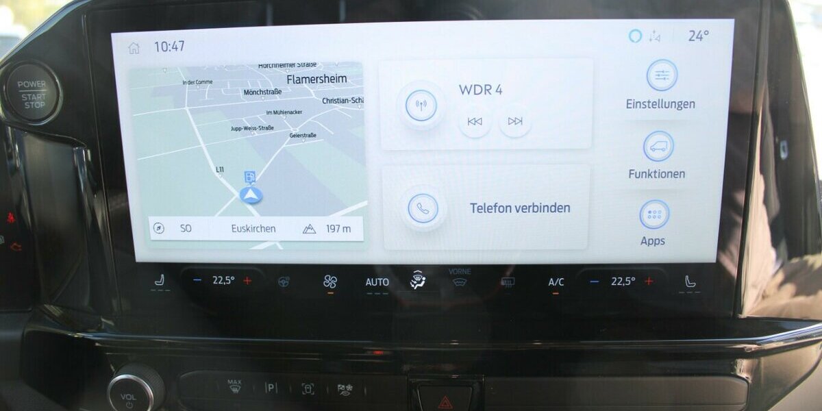 Ford Tourneo Custom 320 L1H1 VA Titanium - 8-Sitzer - 41.414 km 39.980 &euro; Euskirchen 53881