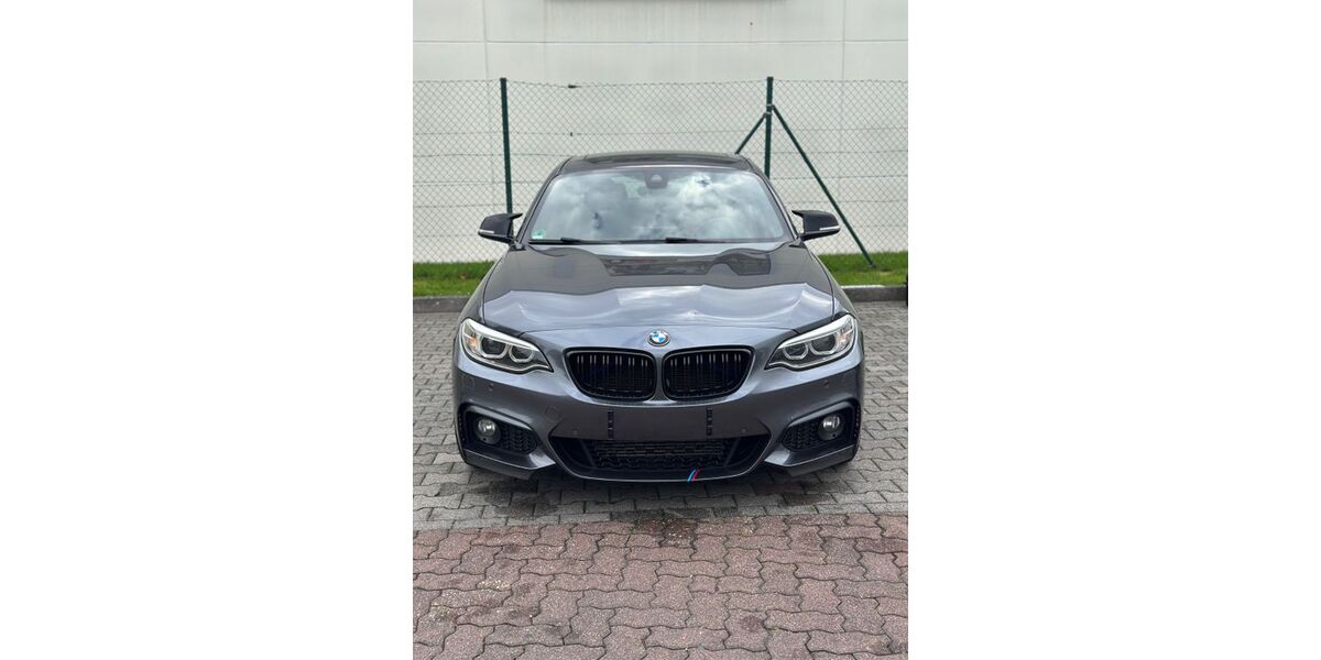 BMW 225 158.000 km 17.499 &euro; Meckenheim 53340
