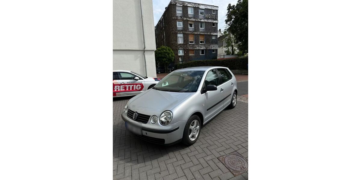 VW Polo 129.000 km 1.999 &euro; Bonn 53177
