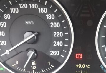 BMW 118 170.000 km 5.800 &euro; Bonn 53117