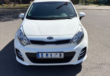 Kia Rio 60.597 km 7.800 &euro; Bonn 53117