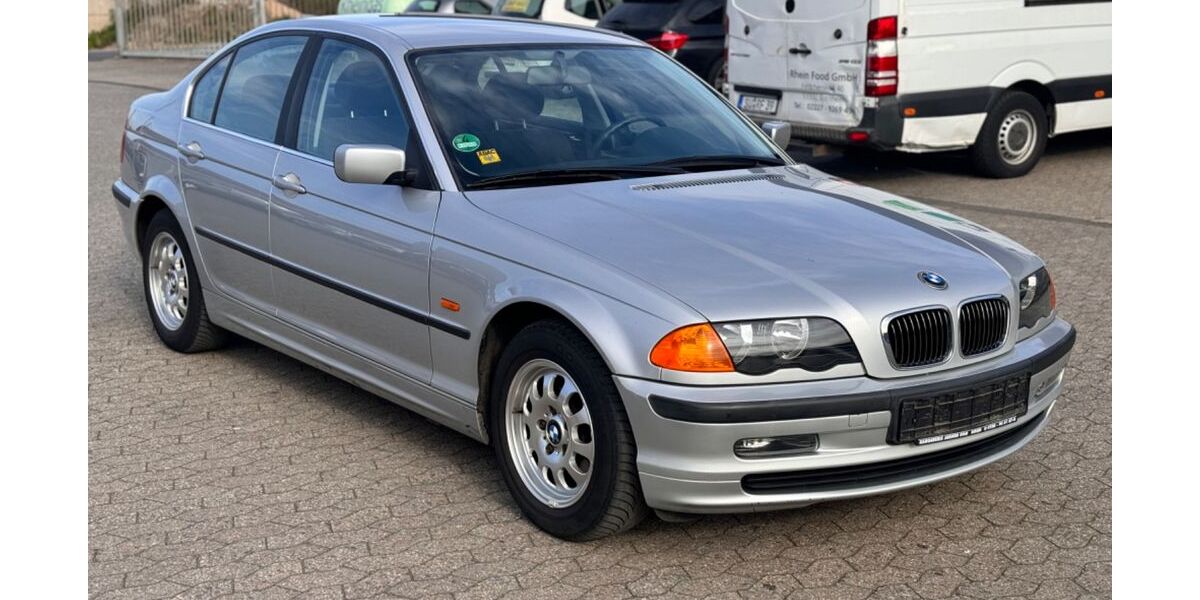 BMW 320 101.930 km 6.950 &euro; Bornheim 53332