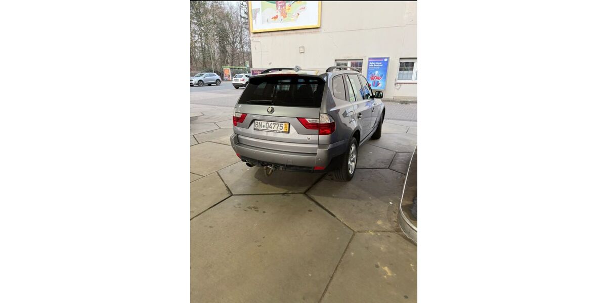 BMW X3 185.000 km 4.950 &euro; Bonn 53111