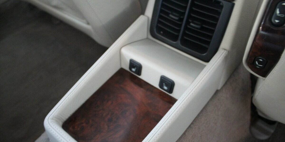 Jaguar XJ 4.0 Lang Automatik - Leder - Schiebedach - 119.865 km 19.980 &euro; Euskirchen 53881